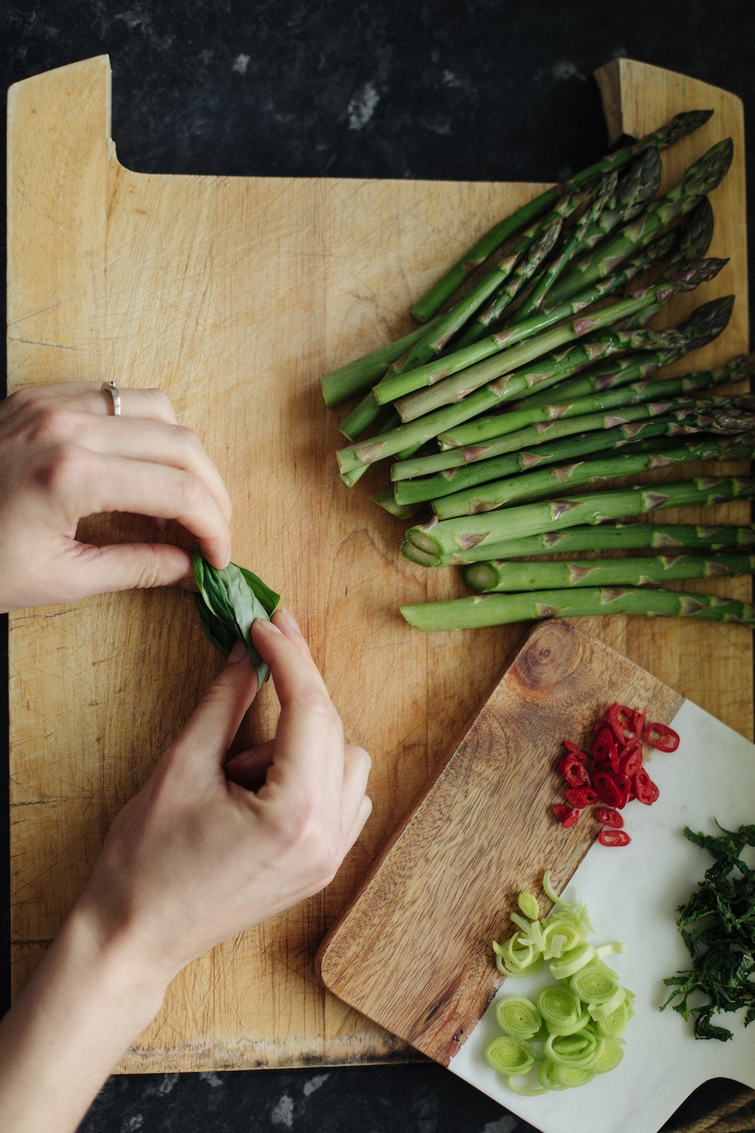 Asparagus And Romaine With Lemon Tahini