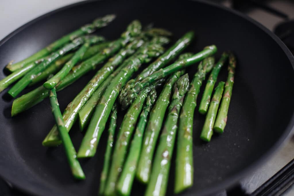 Asparagus And Romaine With Lemon Tahini